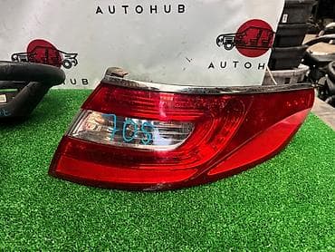 Автозапчасти: Задний правый стоп-сигнал Hyundai 2013 г., Б/у, Оригинал, Корея — 1