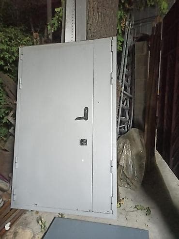 Металлические двери с коробами Описание: - Промышленные стальные
