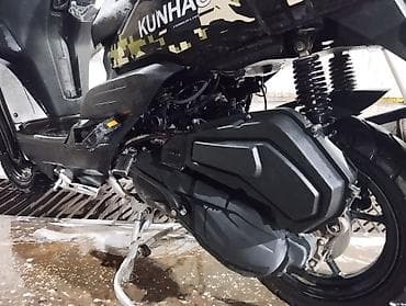 лобов: Тип скутера Tank, 180 куб. см, Бензин, Б/у — 9