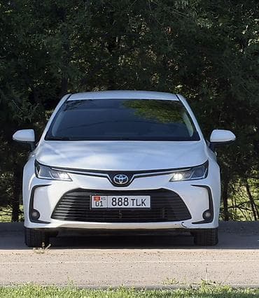 corolla 2004: Toyota Corolla: 2021 г., 1.8 л, Вариатор, Гибрид, Седан — 4