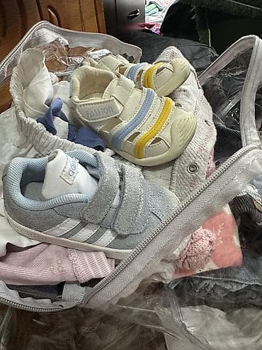 Игровые манежи: Большой лот детской одежды - Содержимое: две объемные сумки/пакета с — 4