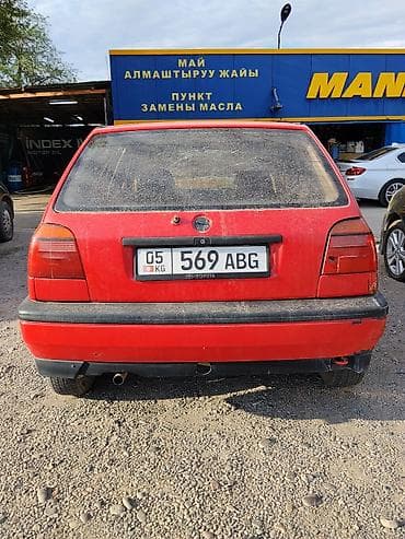 124 e500: Volkswagen Golf: 1992 г., Механика, Бензин, Хэтчбэк — 2