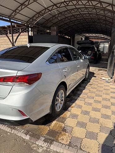 авто малибу: Hyundai Sonata: 2018 г., 2 л, Автомат, Газ, Седан — 7