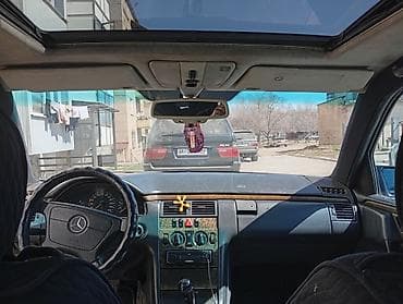 e star: Mercedes-Benz E-Class: 1996 г., Ручные, Бензин, Седан — 5