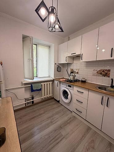 срочно дом: 1 комната, 30 м², 1 этаж — 3