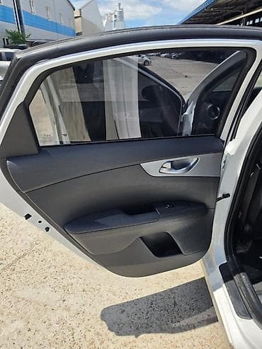 tesla p40: Kia K3: 2022 г., 1.6 л, Бензин — 10