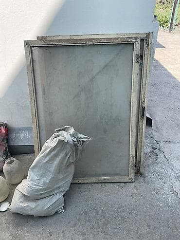 отдам даром диваны: Стеклянные полотна и старые оконные рамы
Примерные размеры 1.5х1 — 2