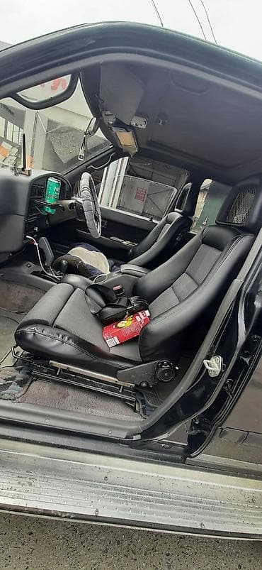 motor bikes: Toyota Hilux Surf: 1994 г., 3 л, Автомат, Дизель, Внедорожник — 2