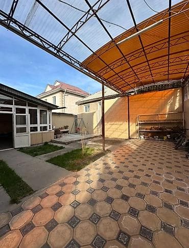 продаю гараж бишкек: Благоустроенный дом по первой линий в 2 этажа 4 сотки 150кв Двор на 4 — 2