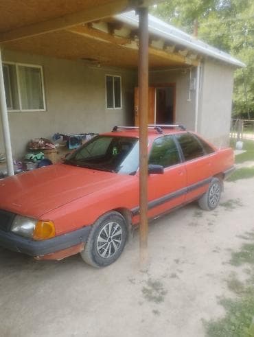Audi 100: 1988 г., 2.3 л, Кол менен иштөөчү, Бензин, Седан