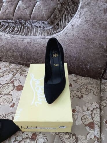 Атайын кийим: Туфли 1 раз одела 2000 сом окончательно — 2