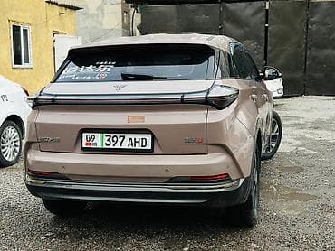 срочно продаю горит: Современный и экономичный электрокроссовер Neta U Pro 400 в отличном — 5