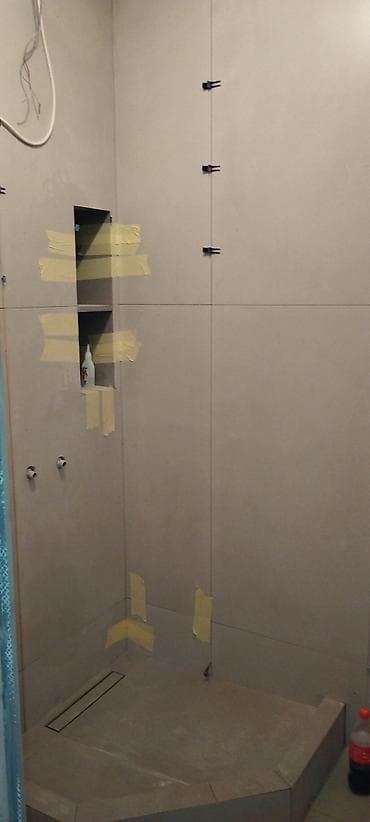 Укладка плитки: Подготовка стен для укладки, Подготовка стен для грунтовки, Резка плитки | Керамическая плитка, Керамогранитая плитка, Мозаичная плитка | Вертикальная укладка, Диагональная укладка, Горизонтальная укладка Больше 6 лет опыта — 4