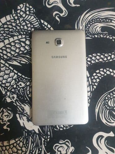 детиский планшет: Samsung Galaxy A6, Б/у, < 2 ГБ, цвет - Золотой, 1 SIM — 2