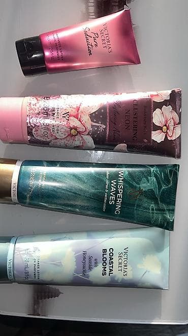 спрей вига: Набор спреев: 1) Bath & Body Works Fresh Musk — Fine Fragrance — 4