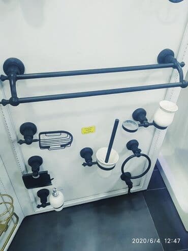 мебель в ванную на заказ: Ванный наборы. Полотенец держатель, мыльница,2йной стакан для зубных — 2