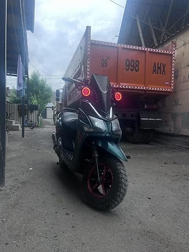Продаю самурай лия привезен из Кз здесь не ездил . Вложения только at lalafo.kg Продаю самурай лия привезен из Кз здесь не ездил . Вложения только