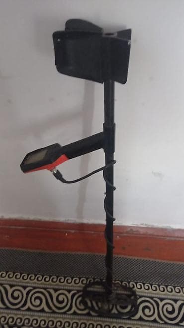 черн металл: Металлоискатель с ЖК‑дисплеем и овальной поисковой катушкой — 3