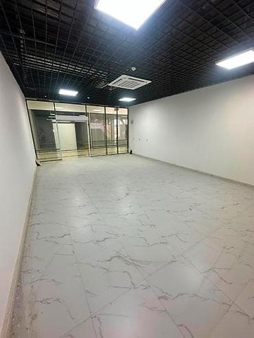 кыймылсыз мүлк: Бутиктерди сатуу Соода борборунда, 46 м², 1 кабат — 6