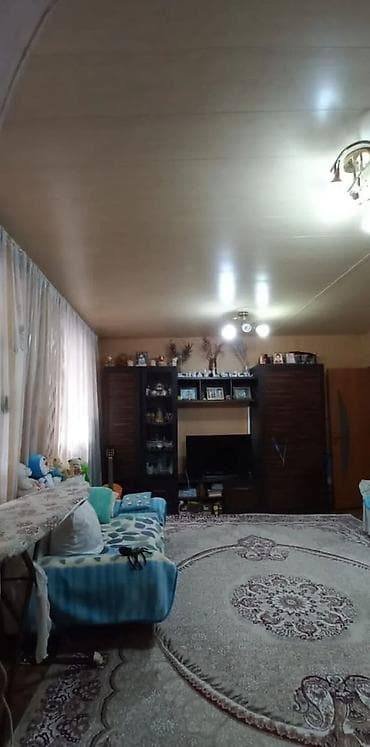 Коммерческая недвижимость: Продаётся уютный дом в районе Карагачёвой рощи Общая площадь 80м² Две — 7