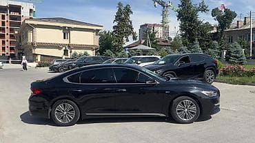 королла 120 салон: Hyundai Grandeur: 2019 г., 2.4 л, Автомат, Гибрид, Седан — 4