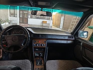 мерседес 124 2 2: Mercedes-Benz E-Class: 1993 г., 2.2 л, Автомат, Бензин, Седан — 4