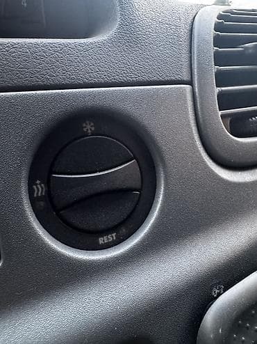 Унаа: Mercedes-Benz Спринтер: 2003 г., 2.7 л, Кол менен иштөөчү, Дизель — 6