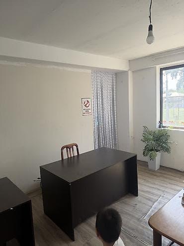 Кыймылсыз мүлк: Кеңселерди ижаралоо, 60 м², Менчик үйдө — 8