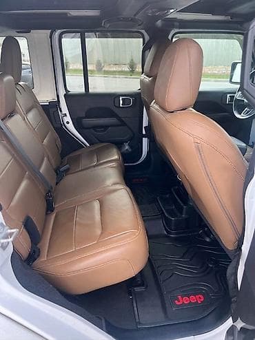 танк: Jeep Wrangler: 2020 г., 2 л, Автомат, Бензин, Внедорожник — 10