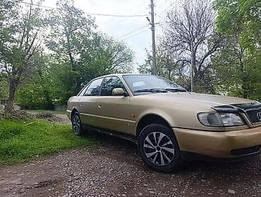 Audi A6: 1995 г., 2.6 л, Ручные, Газ, Седан