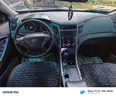 toyota kamry: Hyundai Sonata: 2016 г., 2 л, Автомат, Газ, Седан — 6