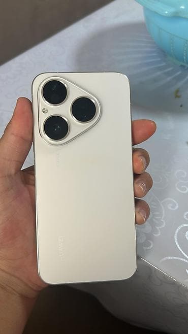 poco 7x: Huawei Pura 70 Ultra, Б/у, 256 ГБ, цвет - Белый, 2 SIM — 4