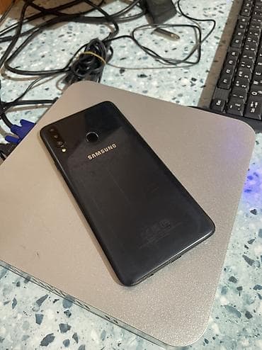 jack e4: Samsung Galaxy A20s, Б/у, 32 ГБ, цвет - Черный, 2 SIM — 2