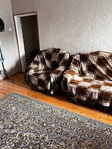 долгосрочная без мебели: 1 комната, С мебелью полностью — 4