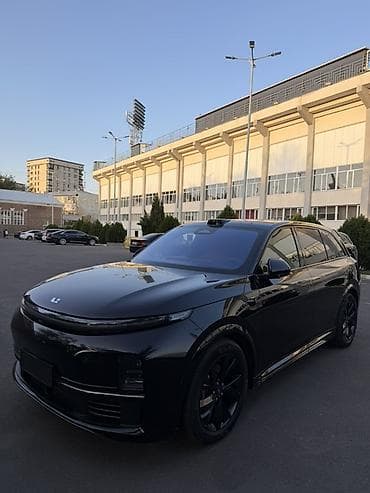 hd 72: Lixiang L7: 2024 г., Гибрид, Внедорожник — 2