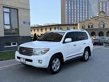 Toyota Land Cruiser: 2008 г., 5.7 л, Автомат, Бензин, Внедорожник — 1