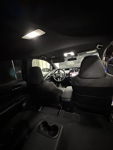 bwb e34: Toyota Prius: 2016 г., 1.8 л, Гибрид, Хэтчбэк — 6