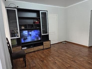 4 bedroom: Продаю 2-эт.Дом Мансардного типа, 148 м.кв.,2000 г.п., 5 комнат, 2 — 4