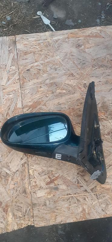 Боковое левое Зеркало Nissan Б/у, Оригинал at lalafo.kg Боковое левое Зеркало Nissan Б/у, Оригинал