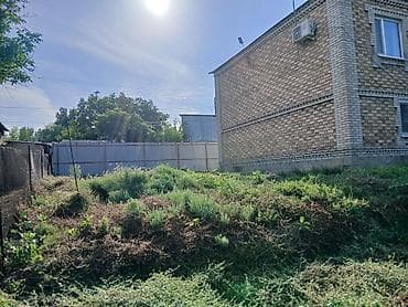 панорамные: Продаётся капитальный двухэтажный кирпичный дом. Основные — 5
