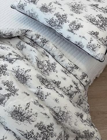 черное постельное белье: Стеганый комплект для спальни с классическим принтом Toile de Jouy — 3