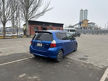 r18 22545: Honda Fit: 2004 г., 1.4 л, Вариатор, Бензин, Хэтчбэк — 4