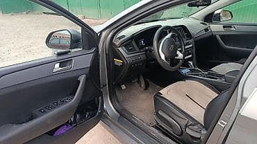 Hyundai Sonata: 2018 г., 2 л, Автомат, Бензин, Седан — 6