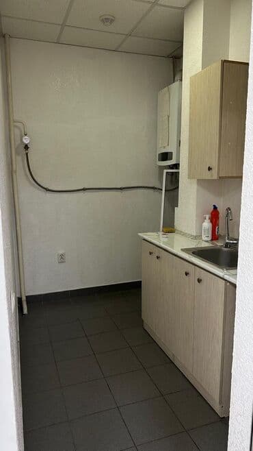 маладая гвардия дом куплю: Сдаю Офис 37м2. 2 этаж. каб 201 590 дол по всём вопросам пишите — 4