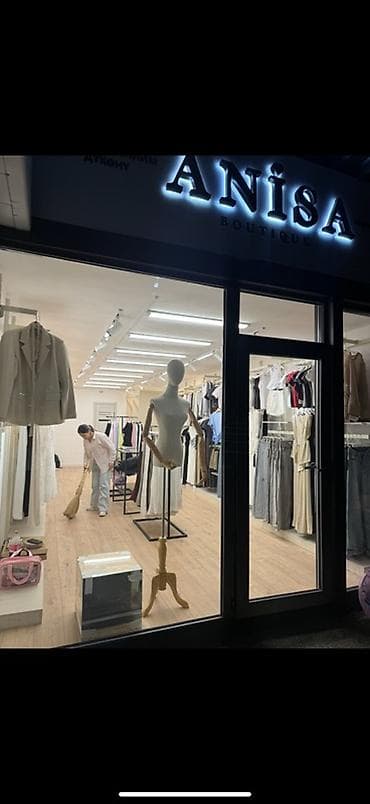 лавка: Продается готовый бизнес — бутик женской одежды 🤍 Полностью — 3