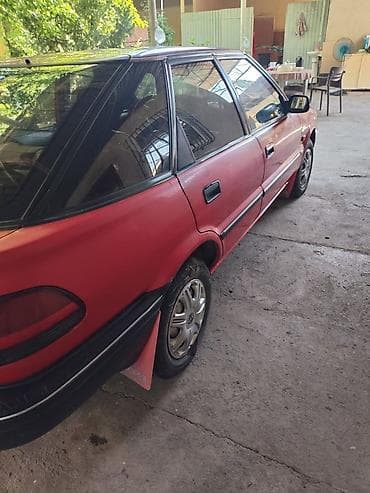 mini car: Toyota Corolla: 1990 г., 1.3 л, Механика, Бензин, Хэтчбэк — 4