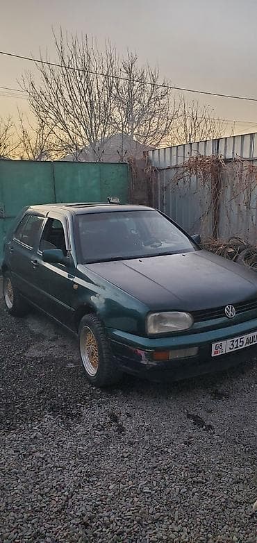 Volkswagen Golf: 1997 г., 1.6 л, Механика, Бензин, Хэтчбэк at lalafo.kg Volkswagen Golf: 1997 г., 1.6 л, Механика, Бензин, Хэтчбэк