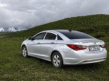 потолок на lx 570: Hyundai Sonata: 2010 г., Автомат, Гибрид, Седан — 5