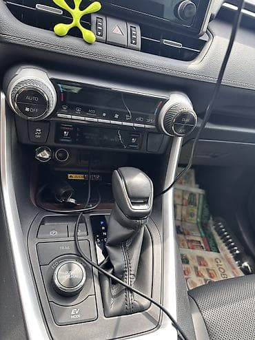 limited: Toyota RAV4: 2022 г., 2.5 л, Автомат, Гибрид, Кроссовер — 7
