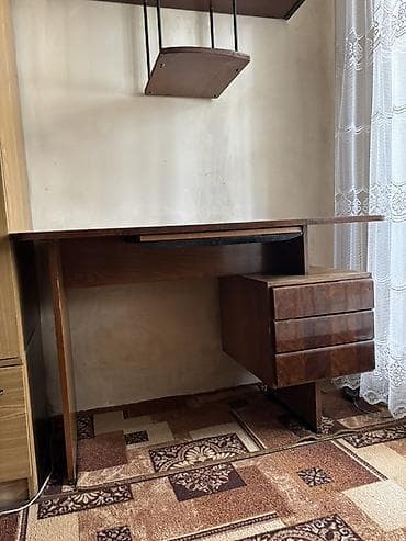 стол компьютерный бу: Компьютерный стол, С полками — 2